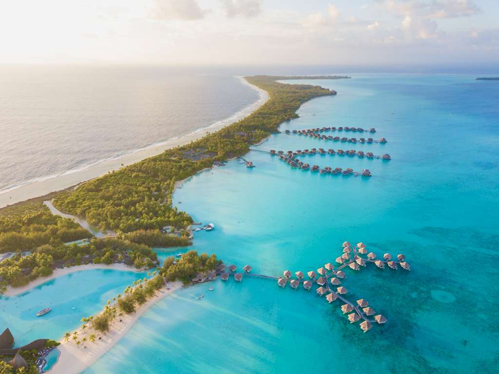 Dubai → Maldives